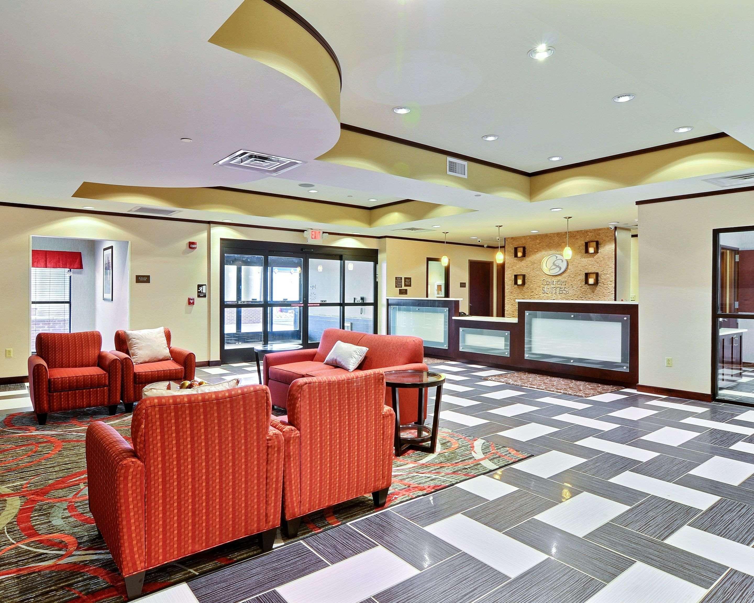 Comfort Suites Юниънтаун Екстериор снимка