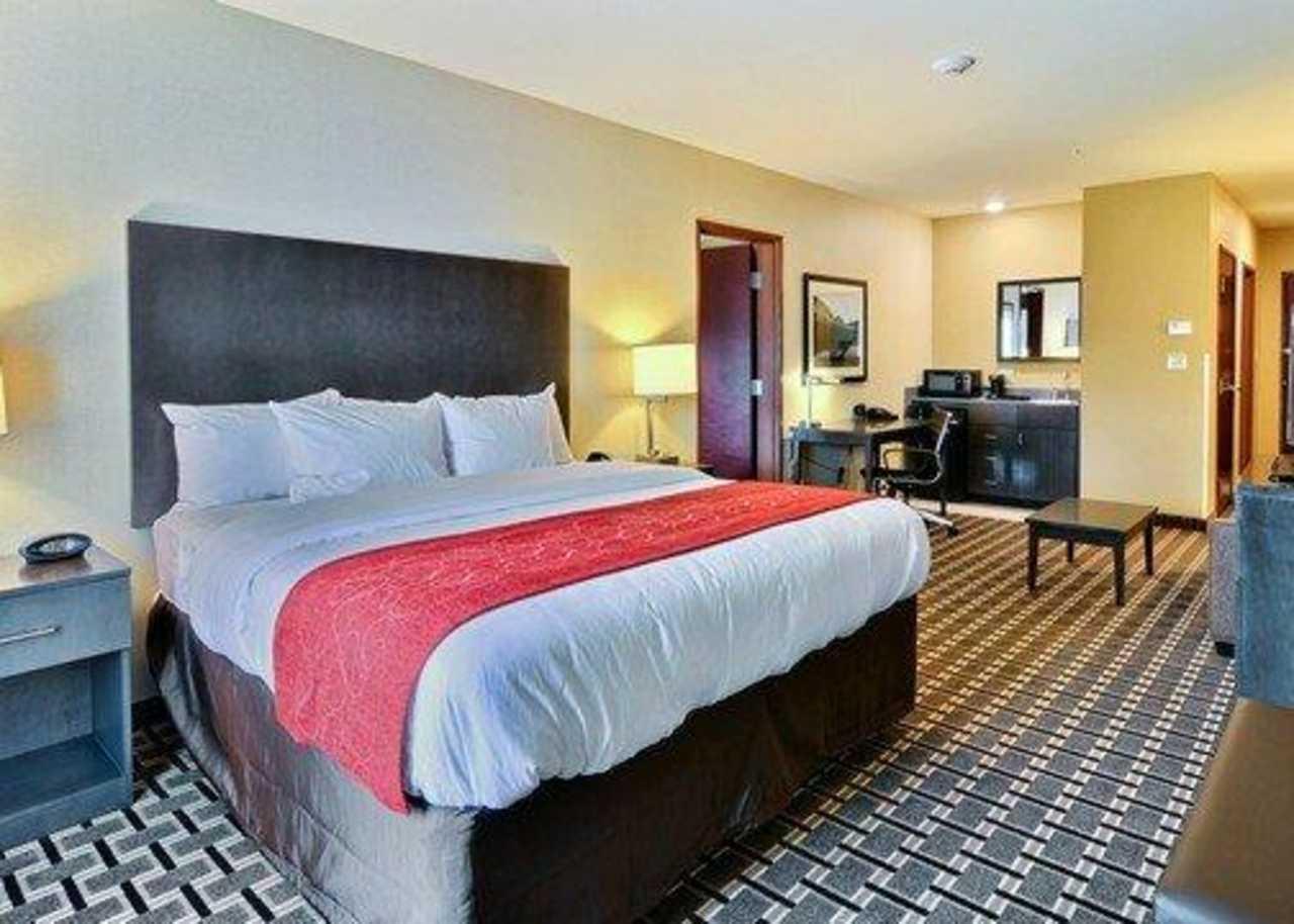 Comfort Suites Юниънтаун Екстериор снимка