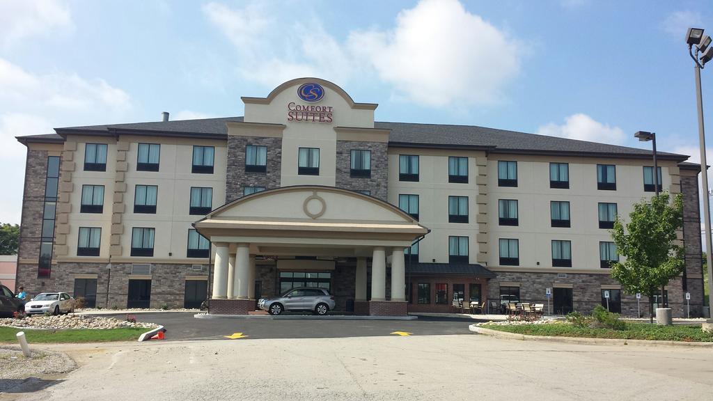 Comfort Suites Юниънтаун Екстериор снимка